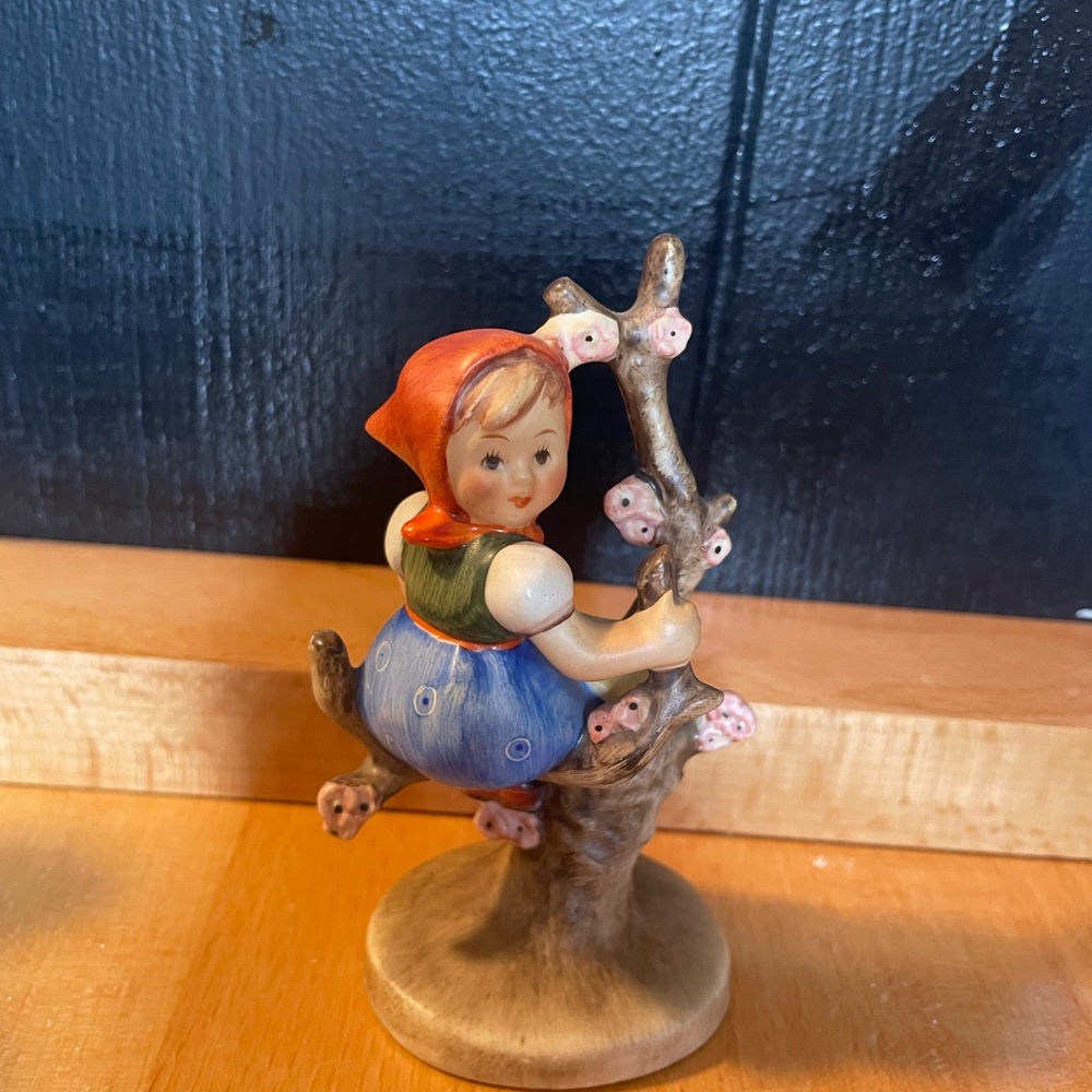 Hummel Collection - Picture 2 of 12